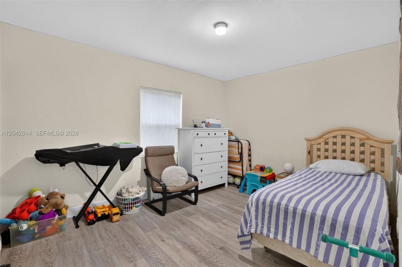 2446 Mckinley St , Hollywood, FL 33020 Photo