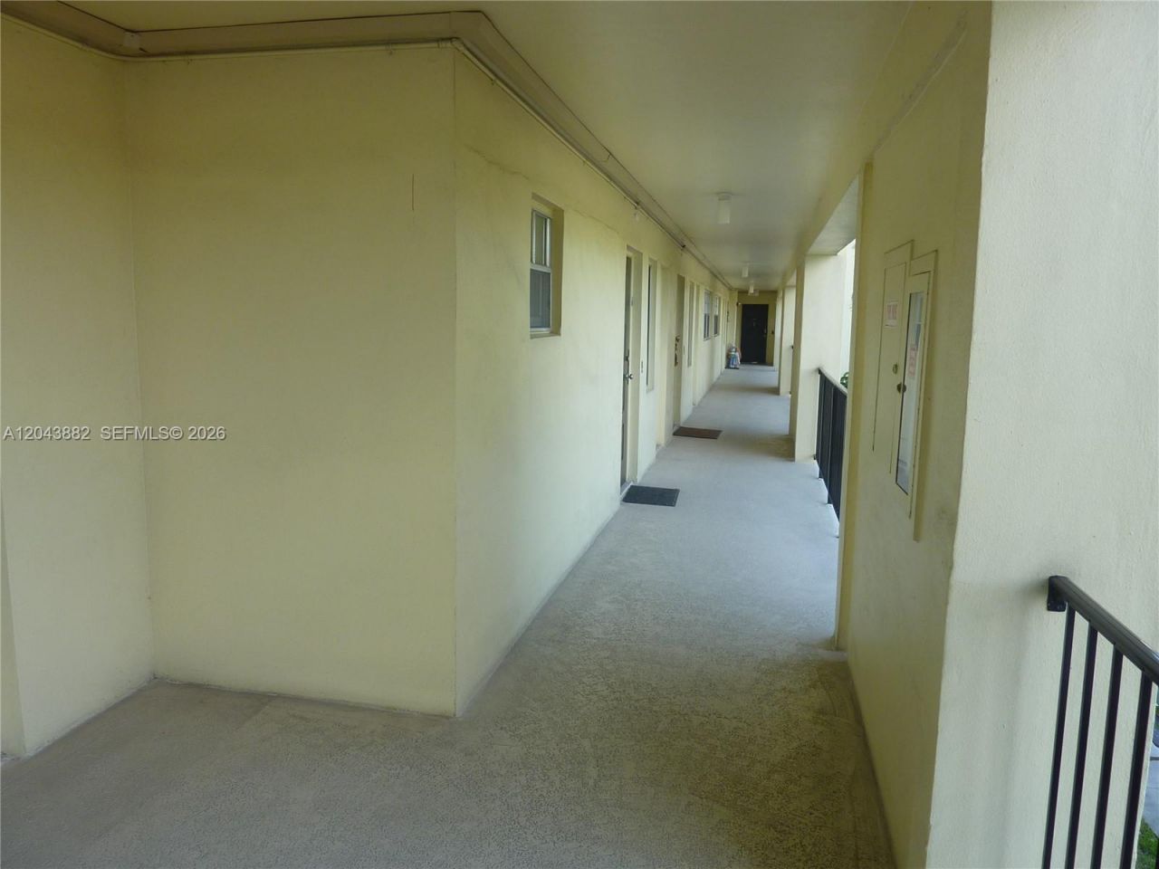 3200 N Palm Aire Dr , Unit 305, Pompano Beach, FL 33069 Photo