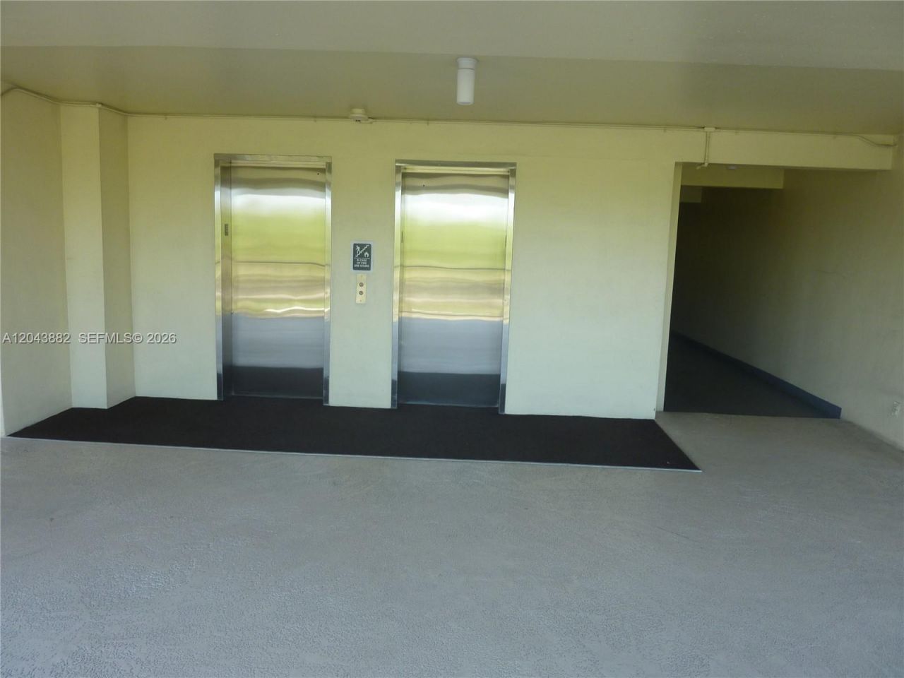 3200 N Palm Aire Dr , Unit 305, Pompano Beach, FL 33069 Photo