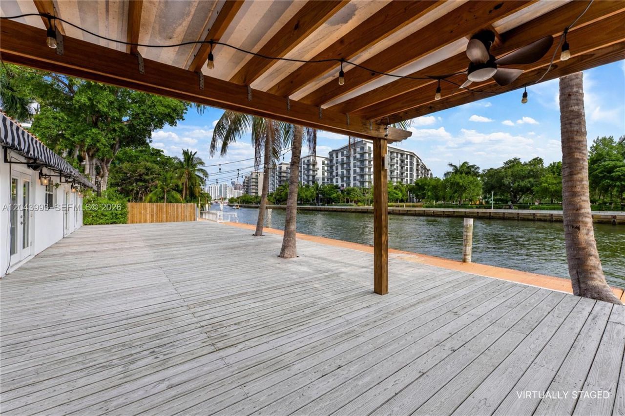 1110 NW North River Dr, Miami, FL 33136 Photo