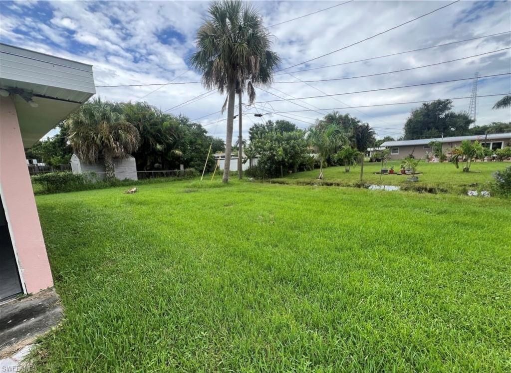 160 Brooks Rd , North Fort Myers, FL 33917 Photo