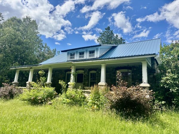 684 W M 72, Barton City, MI 48705