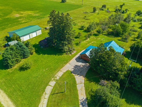 684 W M 72, Barton City, MI 48705