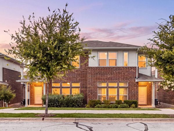 605 W South ST, Unit 33, Leander, TX 78641