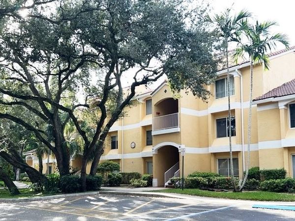 Oakland Park, FL 33309