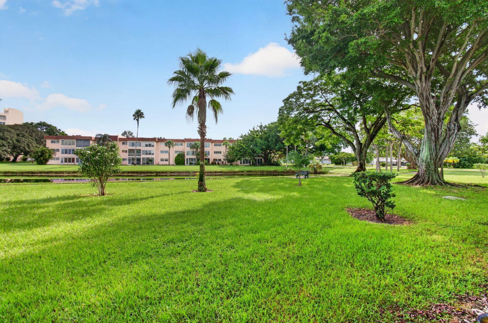 4 Abbey Lane, Unit 103, Delray Beach, FL 33446 Photo