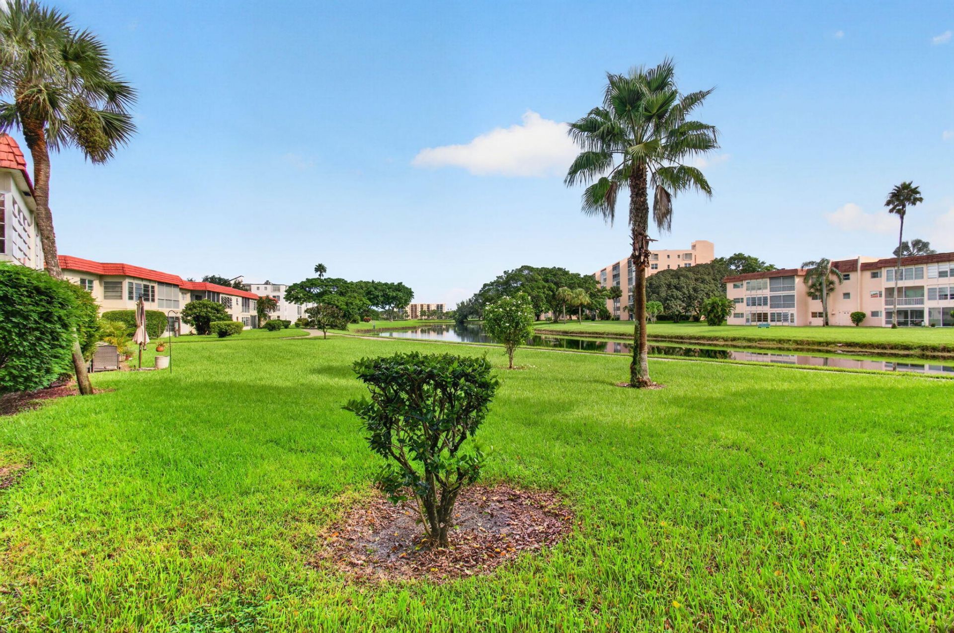 4 Abbey Lane, Unit 103, Delray Beach, FL 33446 Photo