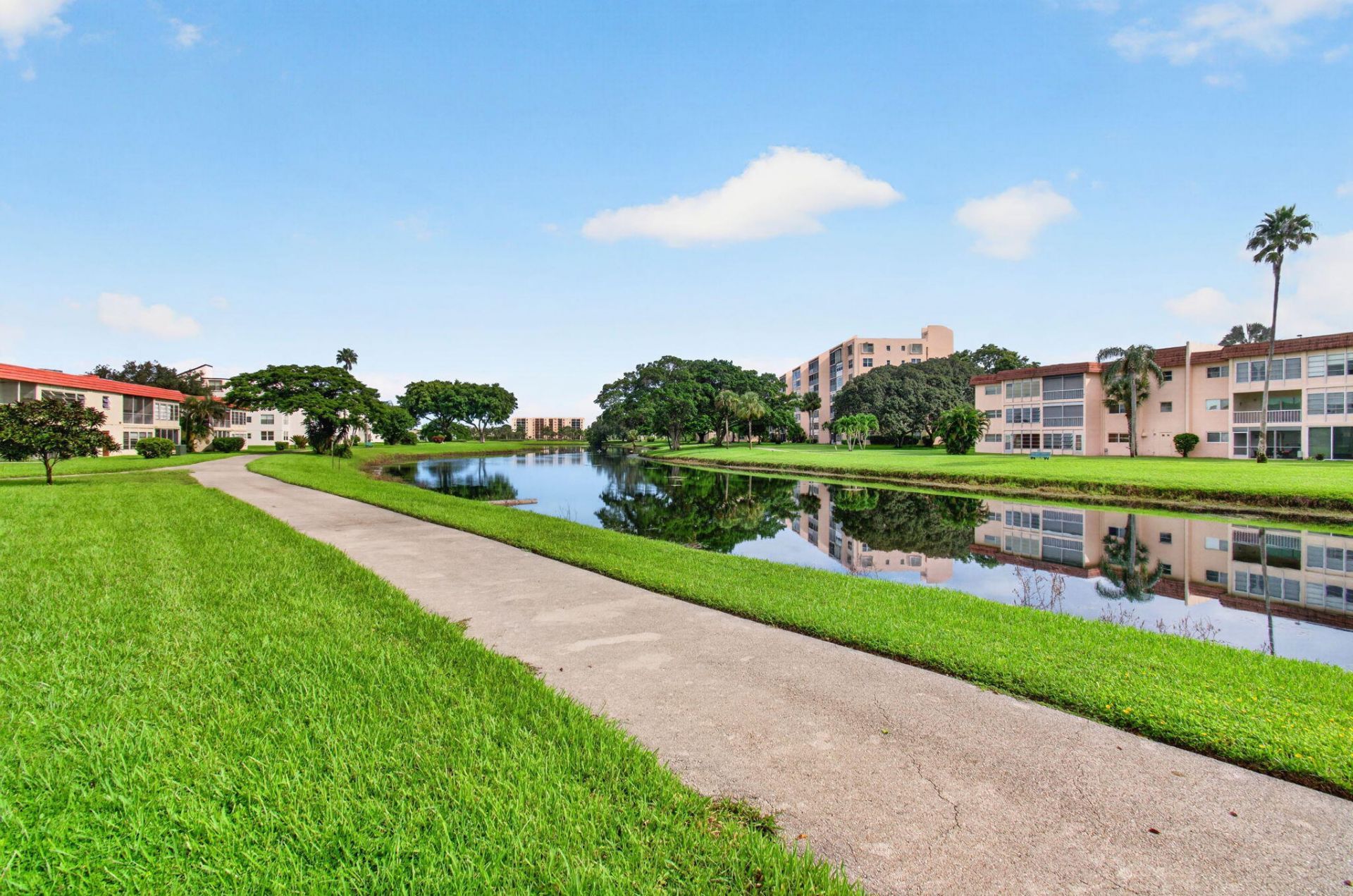 4 Abbey Lane, Unit 103, Delray Beach, FL 33446 Photo
