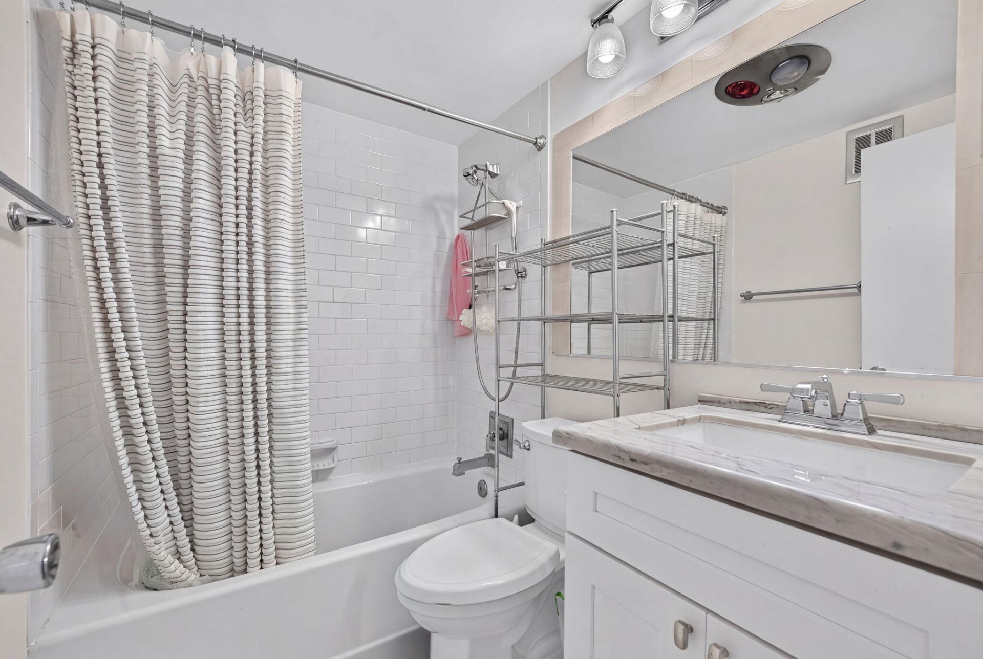 40 Isle Of Venice Drive, Unit 3, Fort Lauderdale, FL 33301 Photo