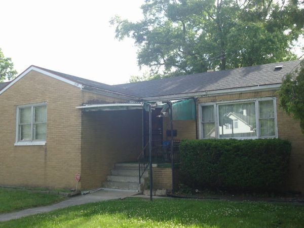2740 Elkhart Street, Lake Station, IN 46405