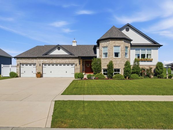 8202 Marshall Street , Merrillville, IN 46410