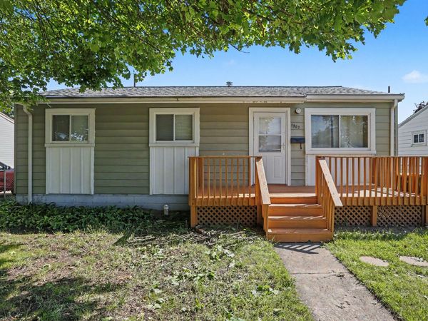 1302 Commonwealth Avenue, Ypsilanti, MI 48198
