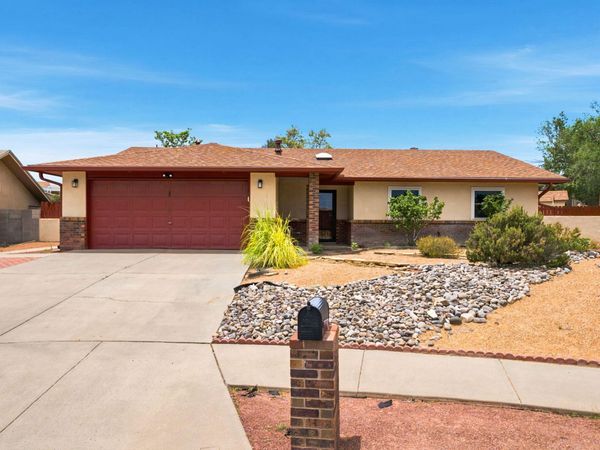 4928 Wagon Mound Trail NW, Albuquerque, NM 87120