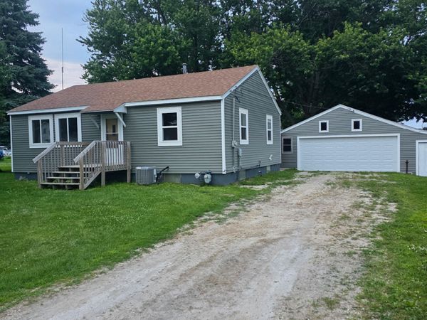 31578 Market Street, Garden City, IA 50102