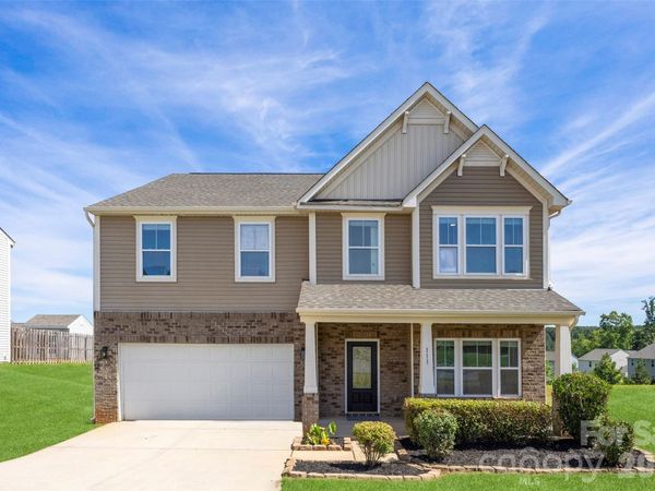 111 Trick Ski Lane , Statesville, NC 28677