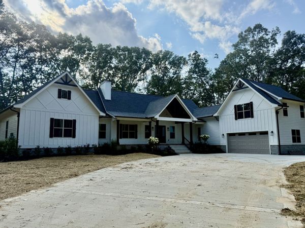 453 Dogwood Ln , Manchester, TN 37355