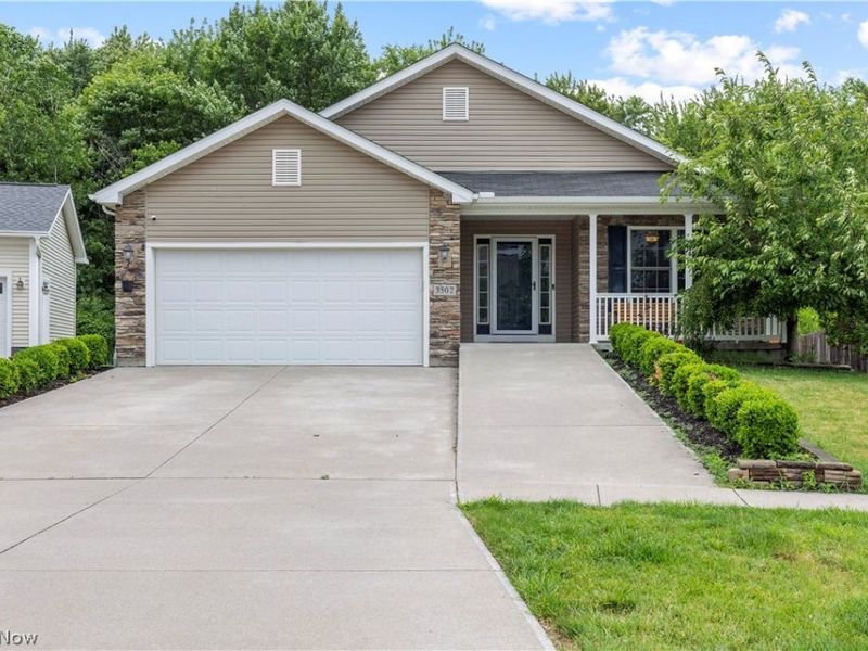 3502 Astor Lane, Lorain, OH 44053 Photo 1