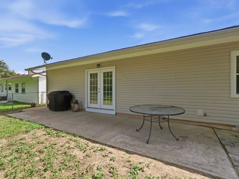 115 Whippoorwill Drive, Harrison, OH 45030 Photo 16