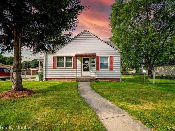 17405 Anne Avenue, Allen Park, MI 48101