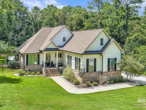 8687 N Lamhatty Lane, Daphne, AL 36526