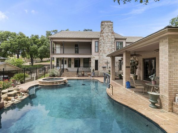 4015 FAWNRIDGE DR, San Antonio, TX 78229