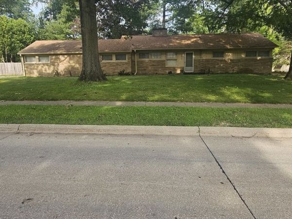 2614 31st Street, Moline, IL 61265