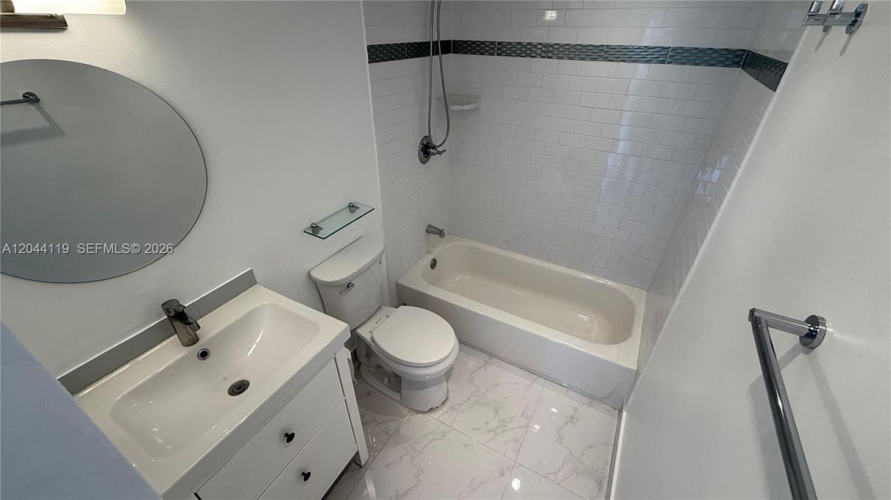 1345 Lincoln Rd , Unit 1003, Miami Beach, FL 33139 Photo