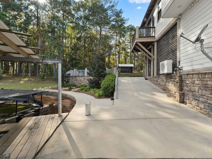 Property Image 64