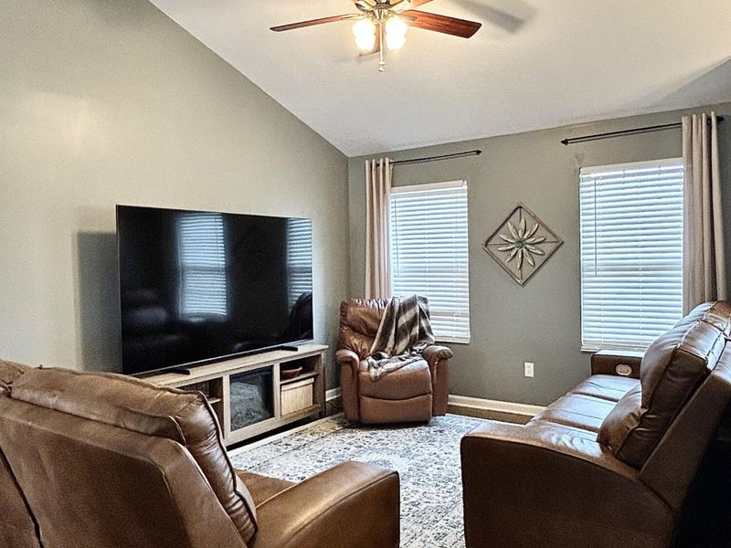 6922 Gordon Boulevard, Burlington, KY 41005 Photo 3