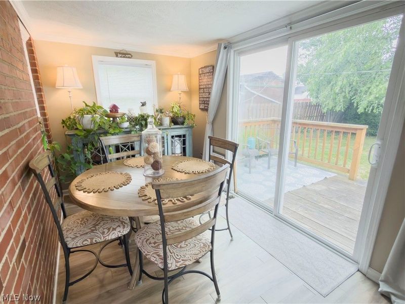 220 E 327th Street, Willowick, OH 44095 Photo 4