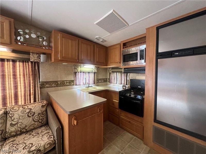 90850 E Main Street, Jewett, OH 43986 Photo 3