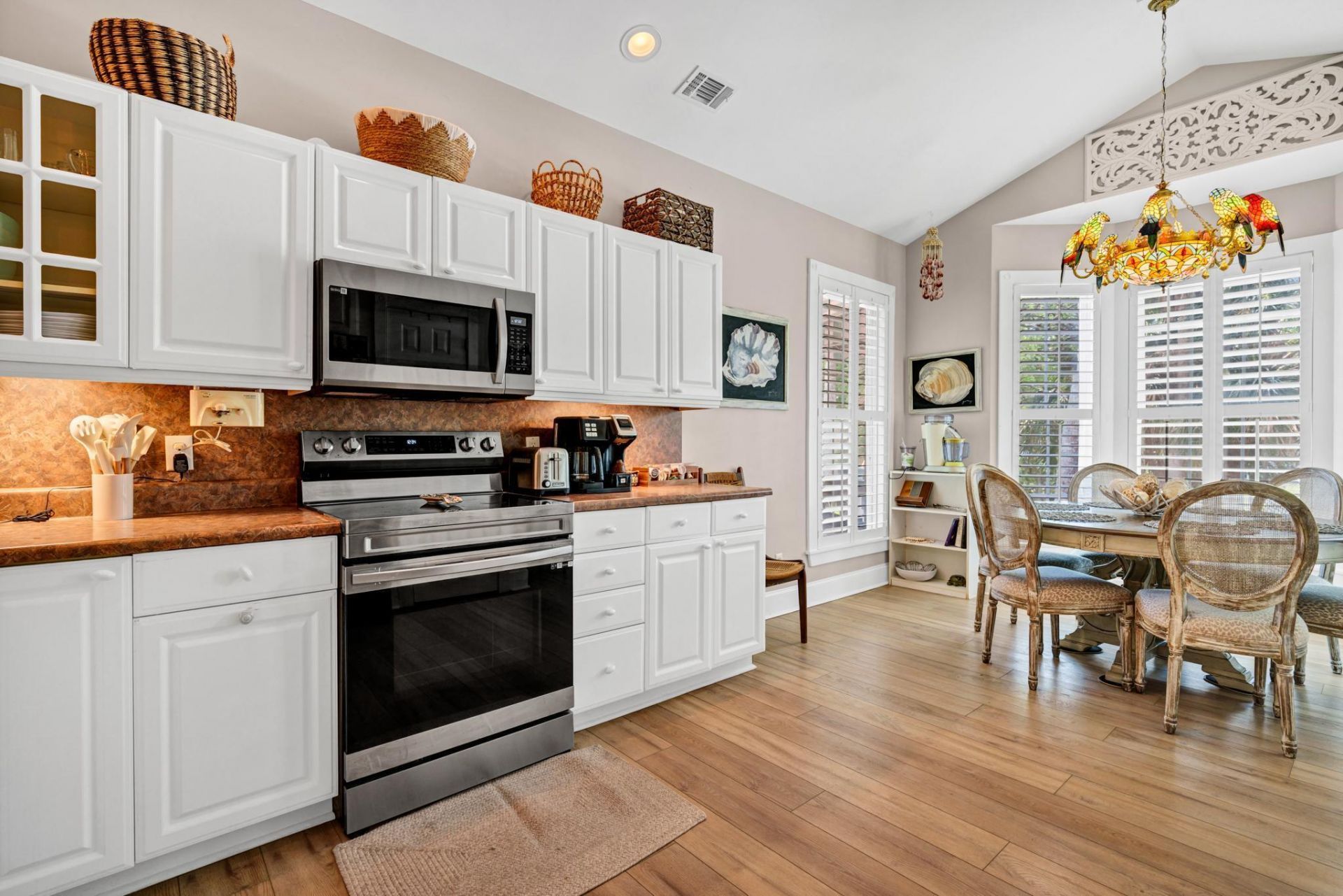 407 Pompano Road Photo 12