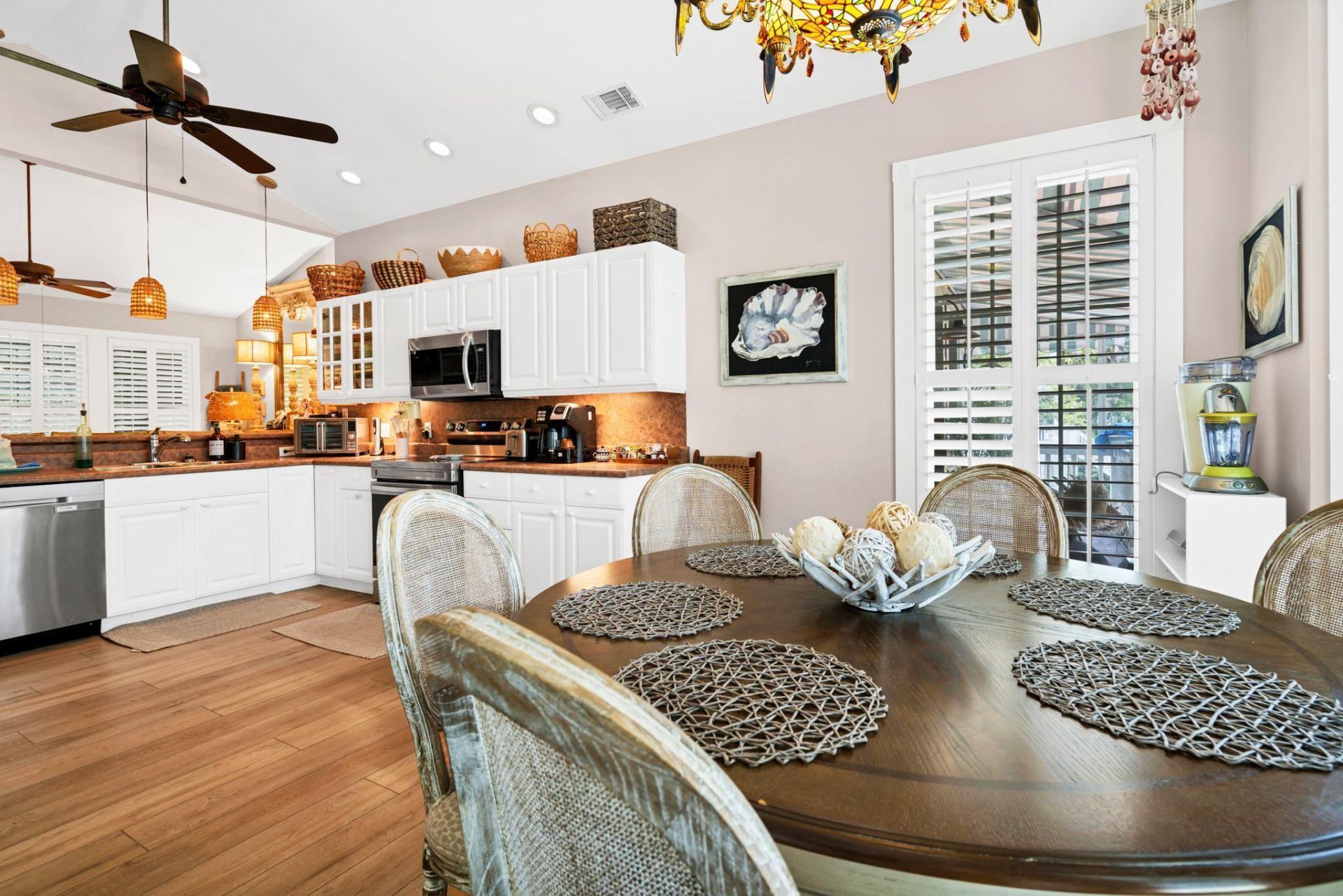 407 Pompano Road Photo 15