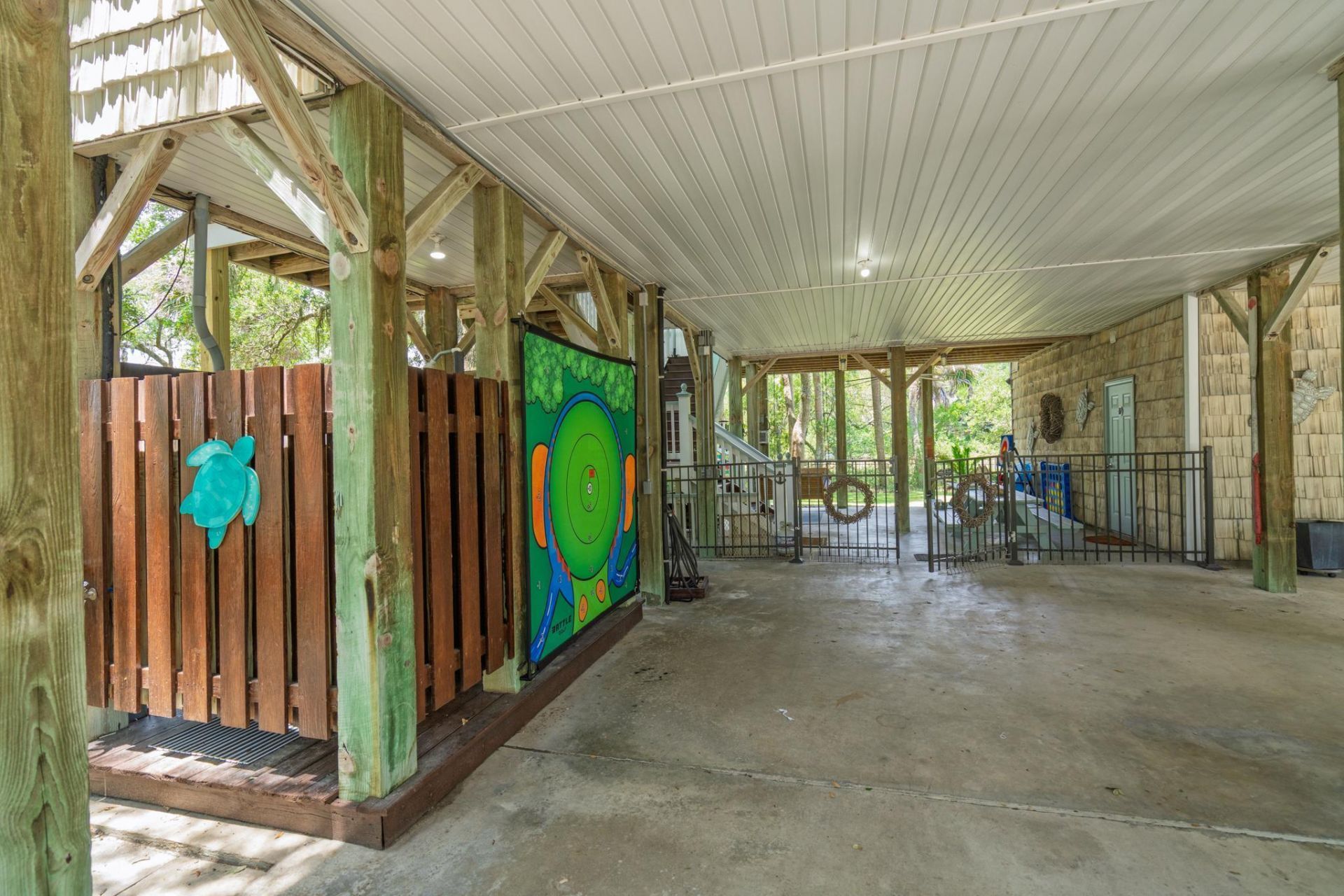 407 Pompano Road Photo 34