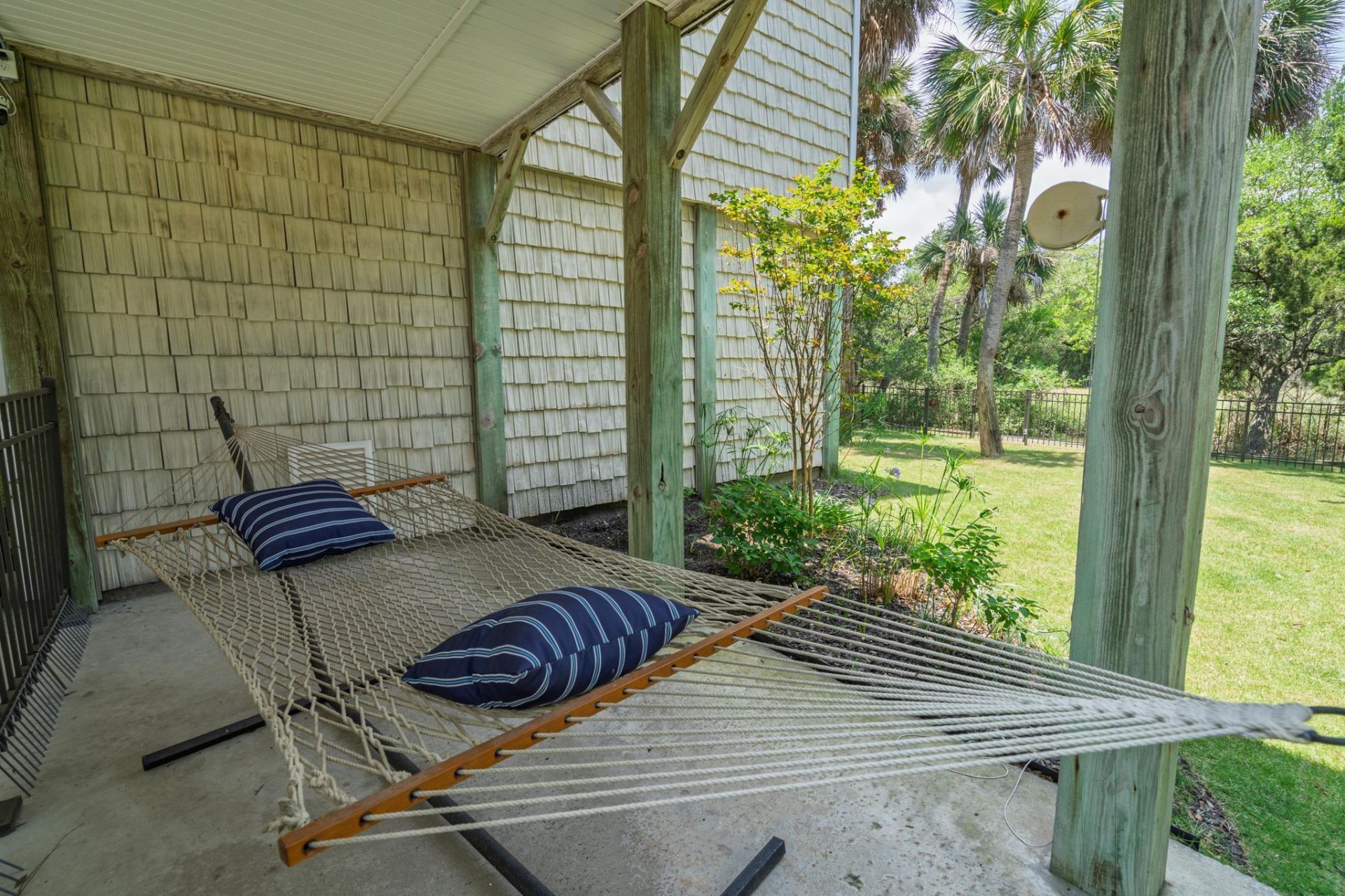 407 Pompano Road Photo 38