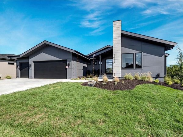 18113 Cody Street, Overland Park, KS 66013