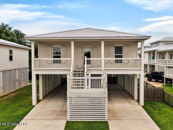 212 Clark Avenue, Pass Christian, MS 39571
