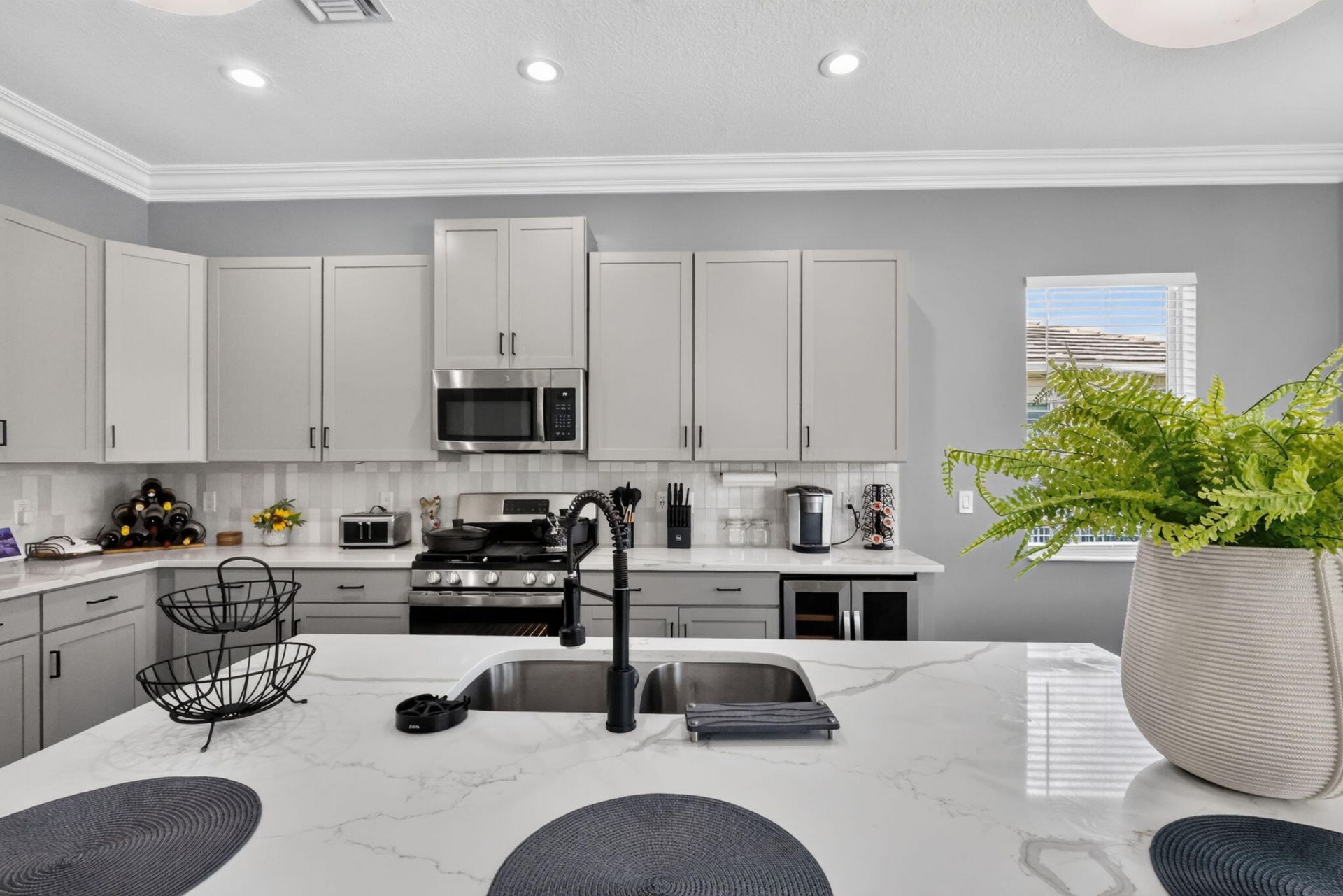 15660 Goldfinch Circle, The Acreage, FL 33470 Photo