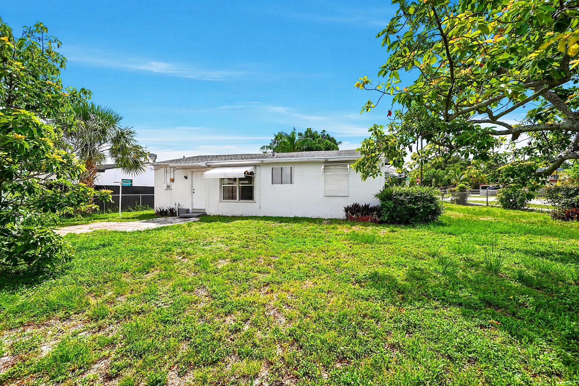 1716 N 25th Avenue, Hollywood, FL 33020 Photo