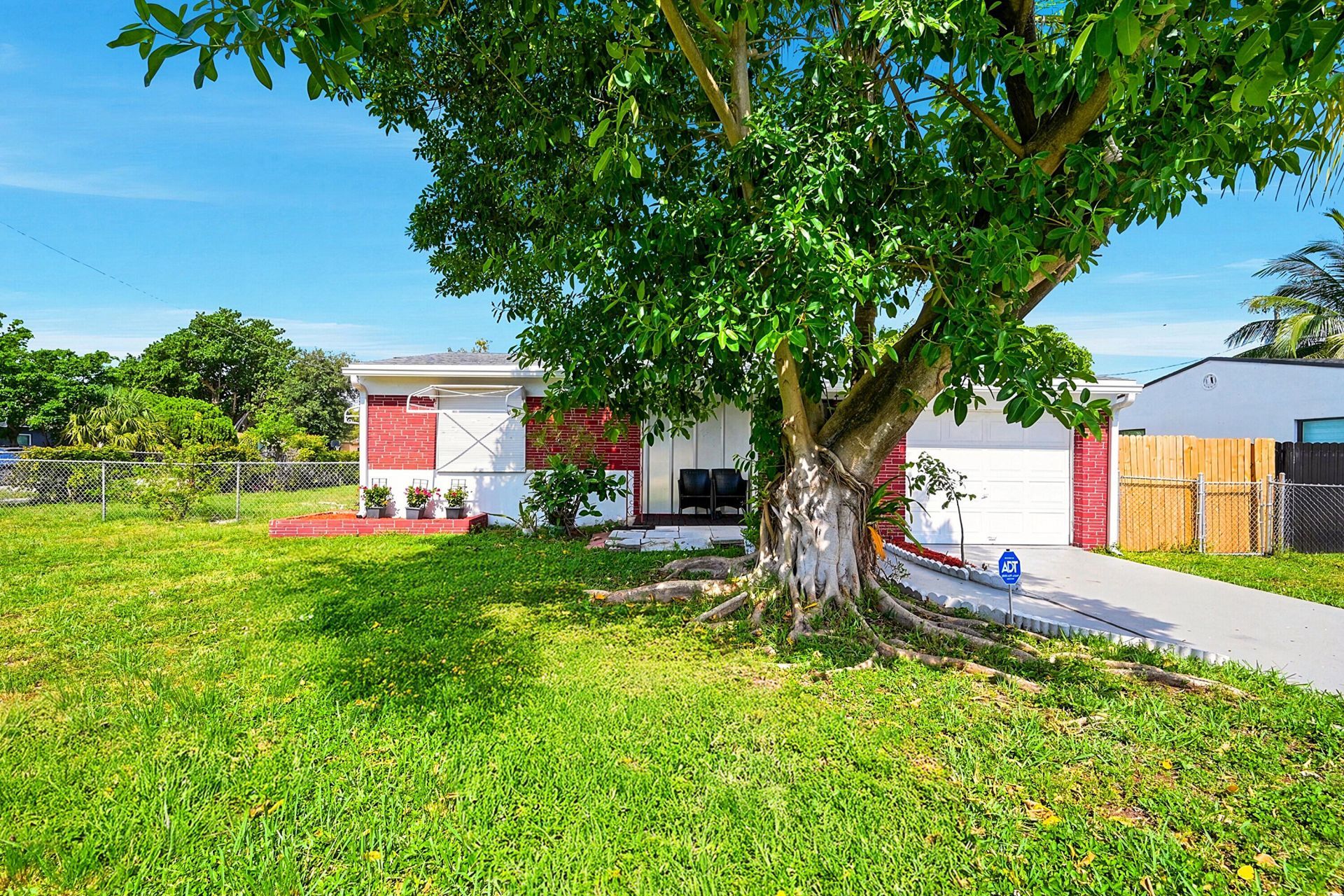 1716 N 25th Avenue, Hollywood, FL 33020 Photo