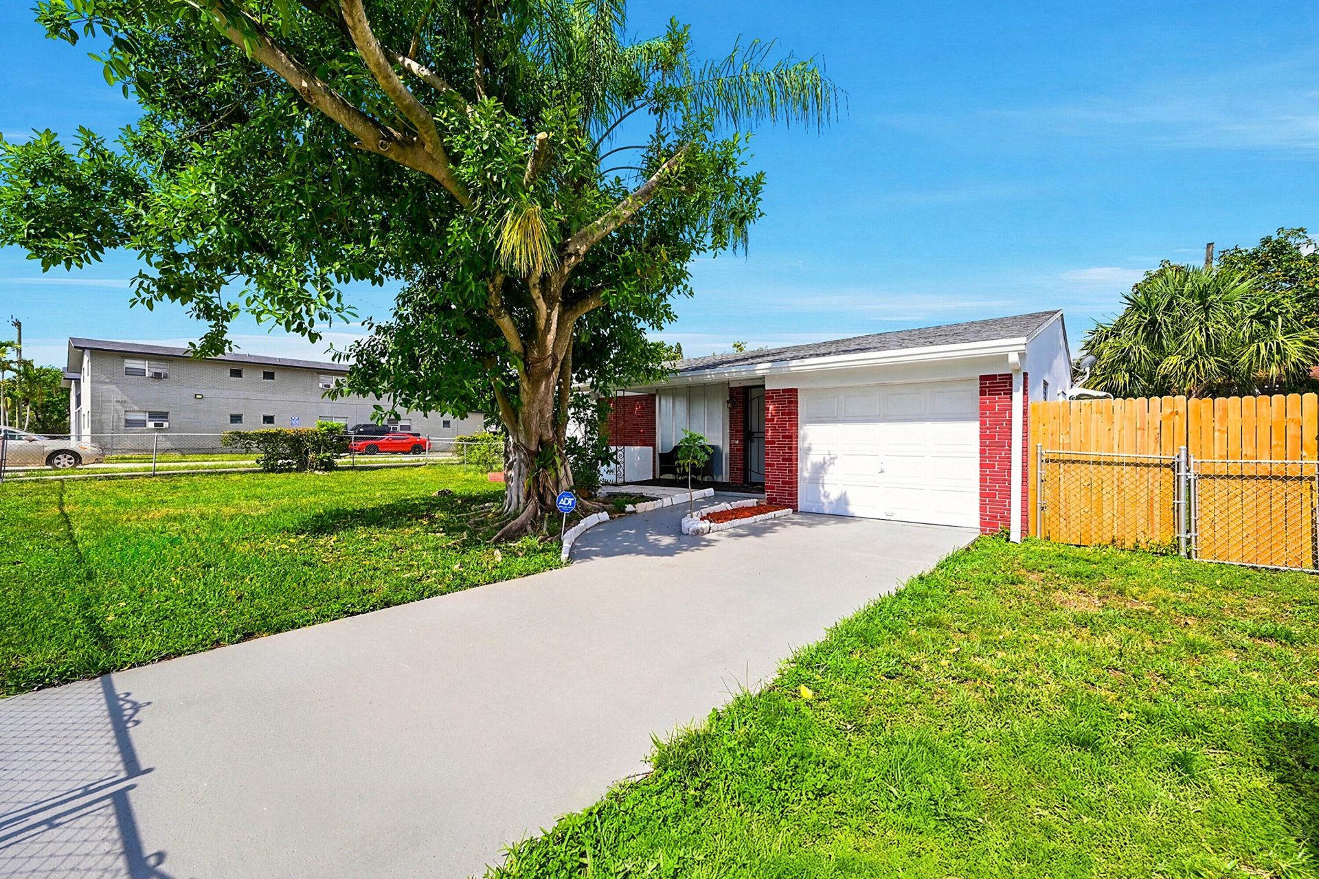1716 N 25th Avenue, Hollywood, FL 33020 Photo