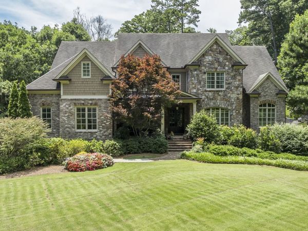 705 Langford Lane NW, Sandy Springs, GA 30327