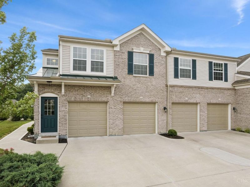 4528 Saddlecloth Court, Batavia Twp, OH 45103 Photo 2