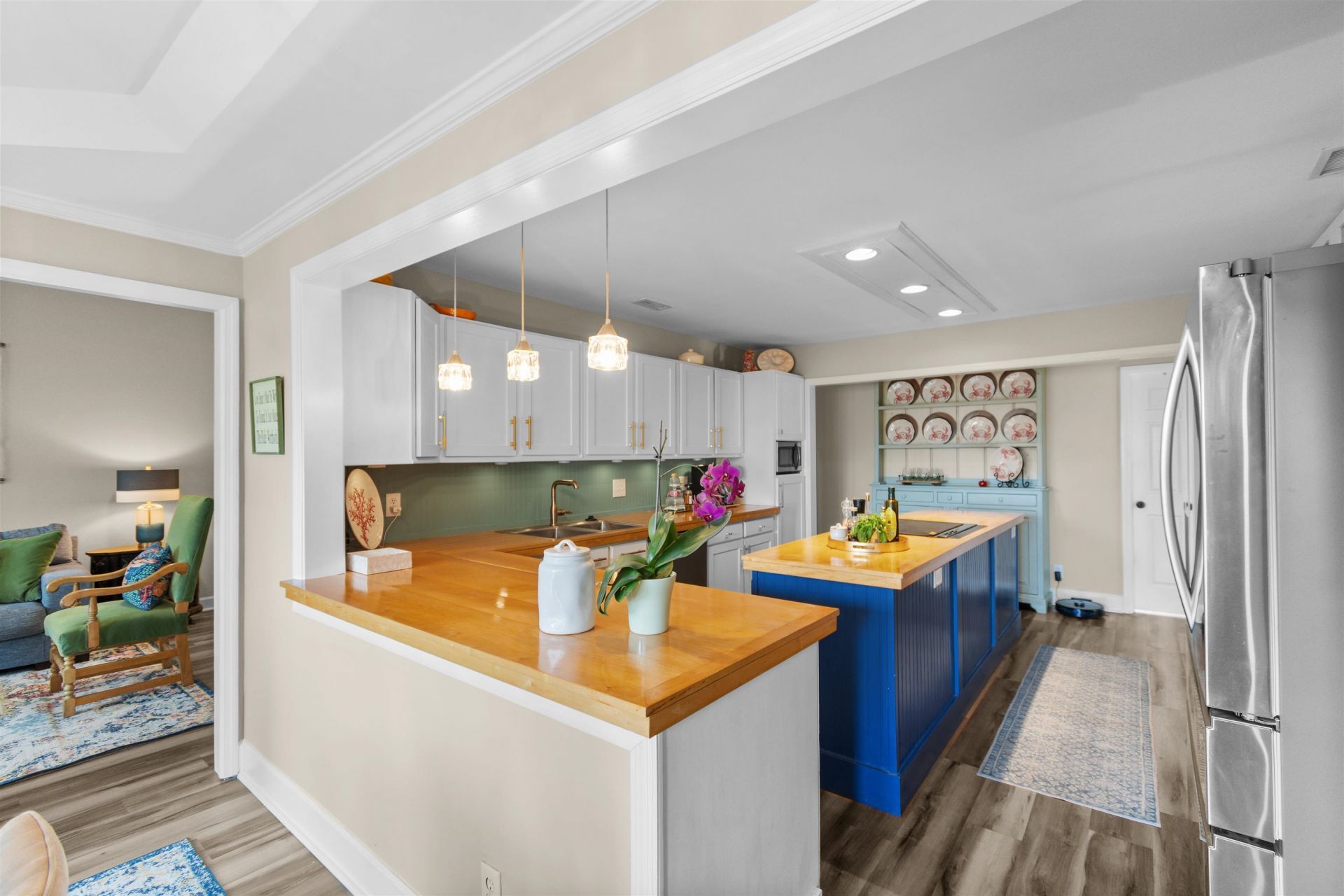 105 Midway Dr. Photo 10