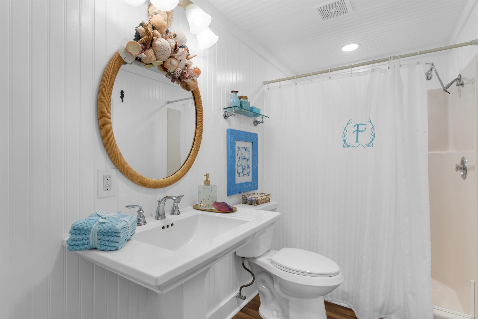 105 Midway Dr. Photo 44