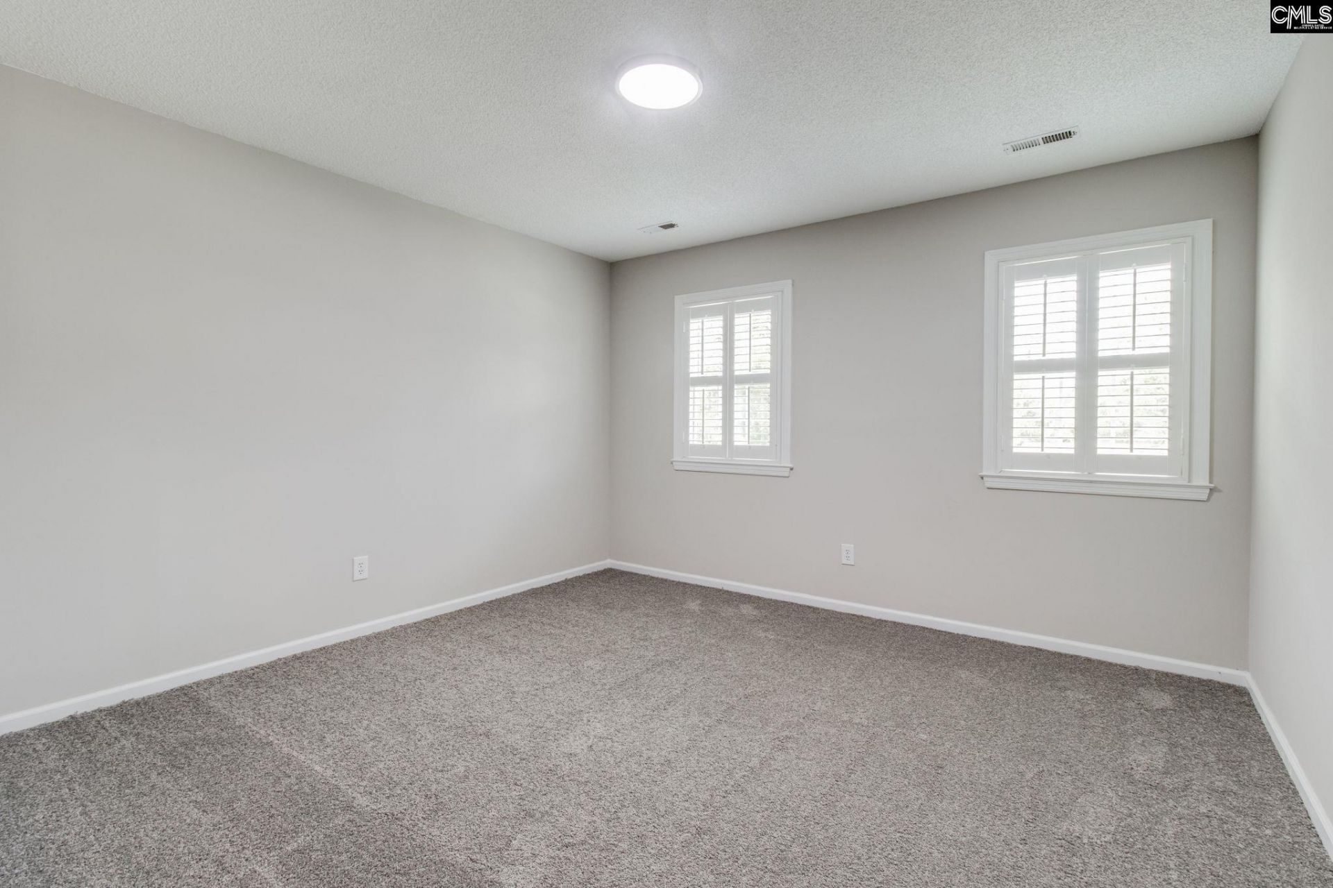 505 Valhalla Drive  Photo 14