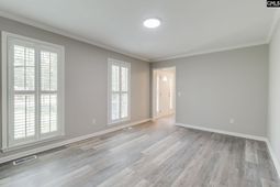 505 Valhalla Drive  photo 4