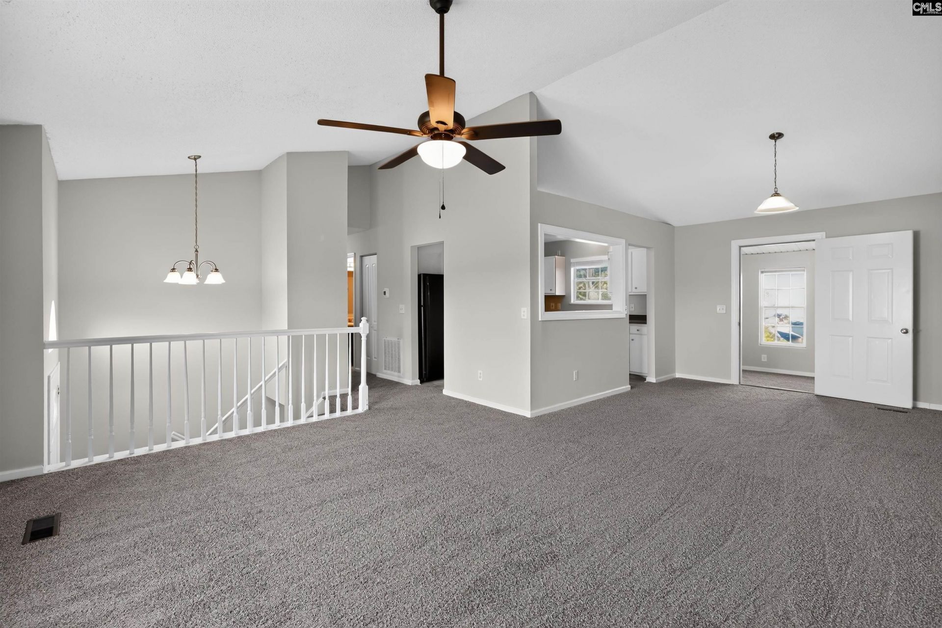 825 Winslow Way  Photo 5