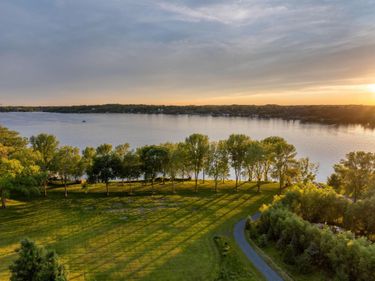 1365 Bracketts Point Road, Wayzata, MN 55391