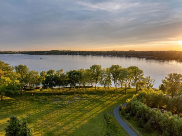 1365 Bracketts Point Road, Wayzata, MN 55391